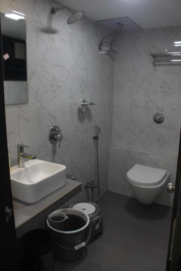 Hotel Park Inn Andheri West Βομβάη Εξωτερικό φωτογραφία